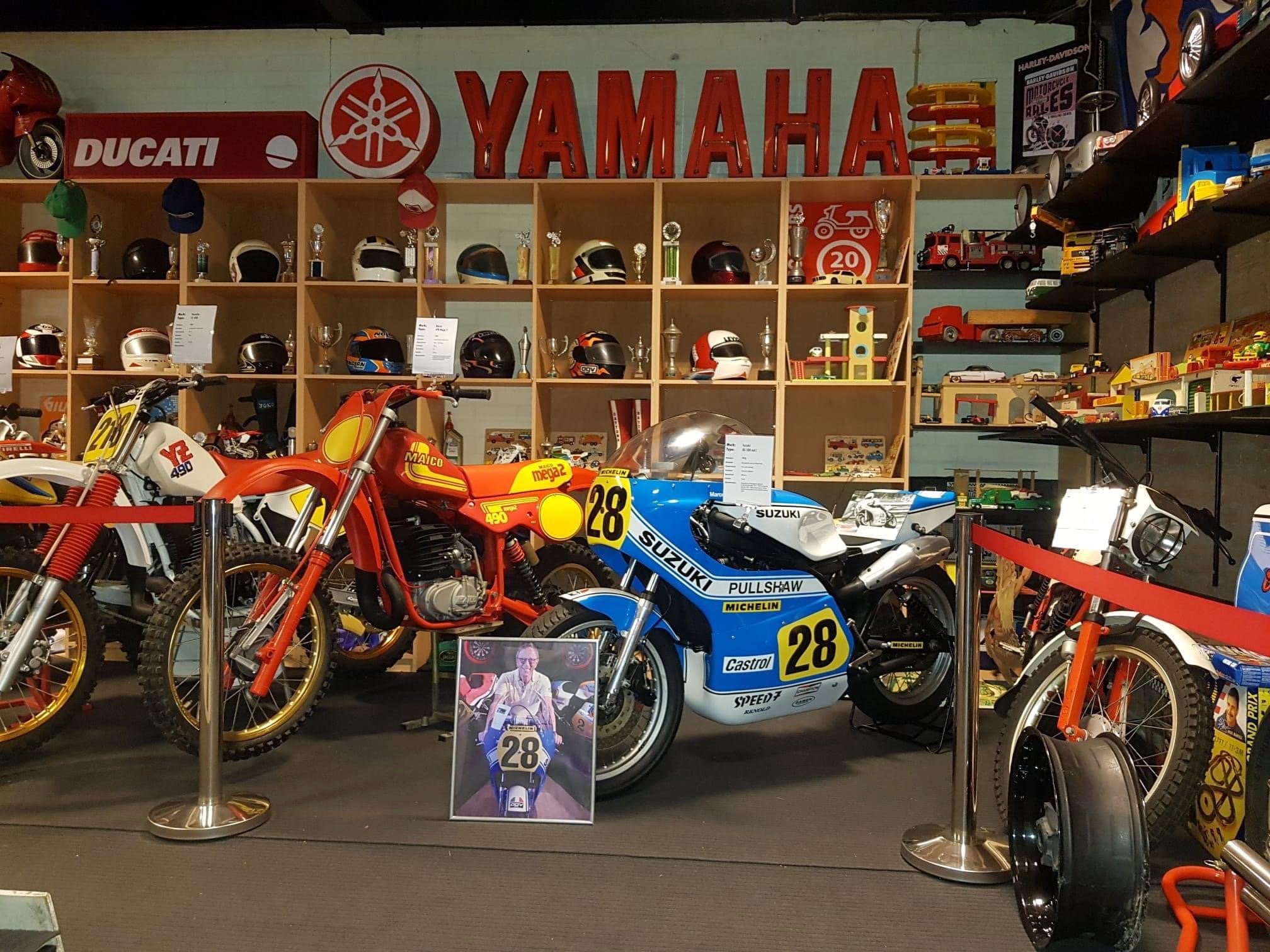 Motormuseum ' De Ramshoek' te EMMERCOMPASCUUM
